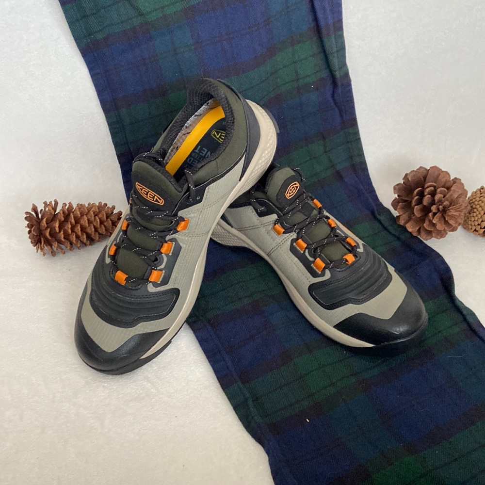 Keen Men’s Athletic Shoe